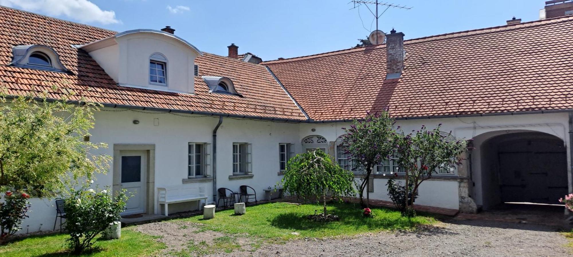 Plitzner Belvarosi Apartmanhaz 埃格尔 外观 照片