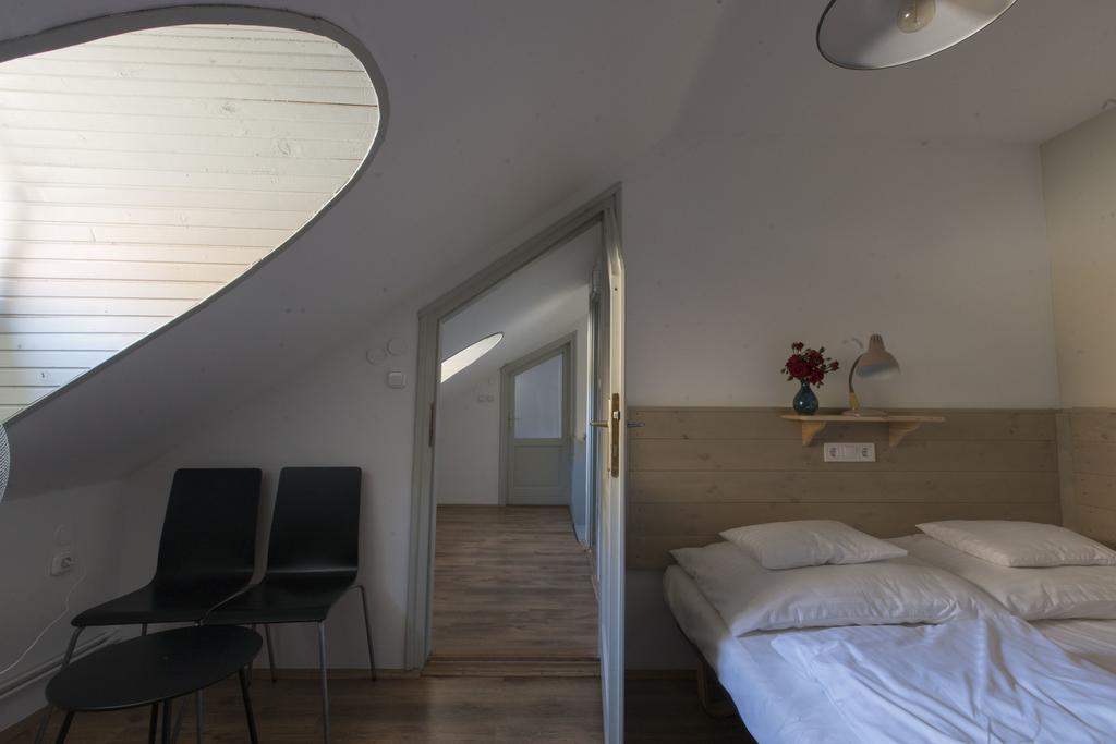 Plitzner Belvarosi Apartmanhaz 埃格尔 外观 照片
